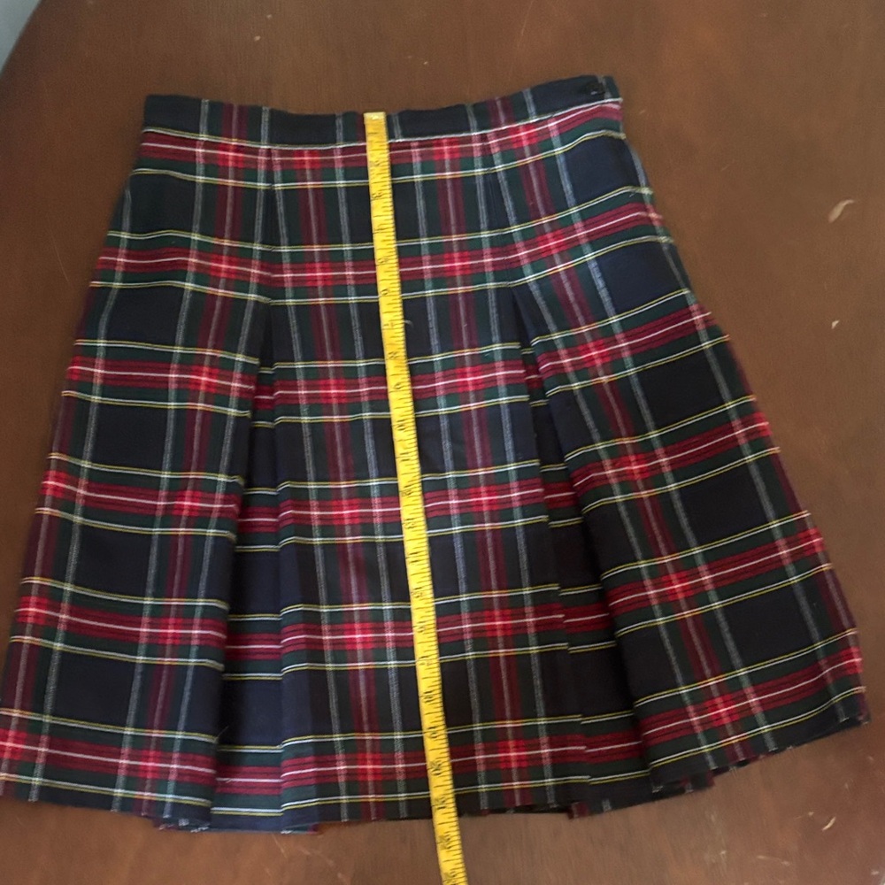 Red Plaid Girls School Uniform Skirt Sz 14.